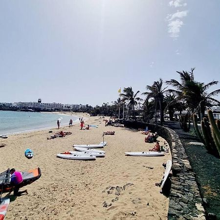 Pequeno Bungalow Firt Line Of The Sea Costa Teguise Dış mekan fotoğraf